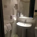 Hotel Kyriad 3*