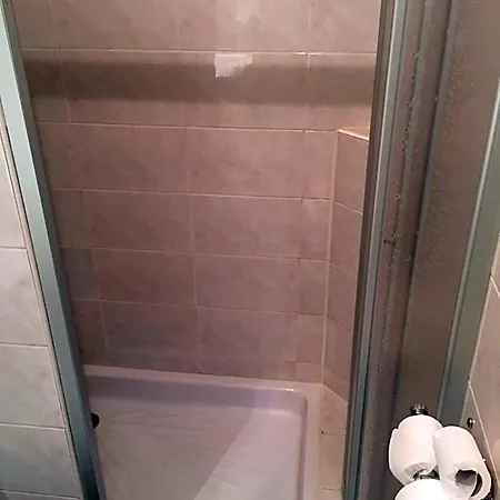 Kyriad 3* Роде