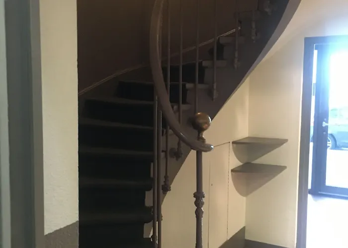 Отель Kyriad 3*